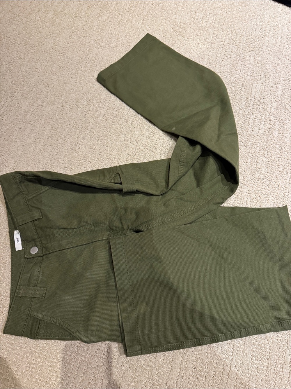 Aritzia TNA Olive Green Wide-Leg Pants